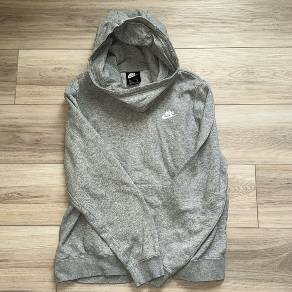 Gray Nike Sweatshirt